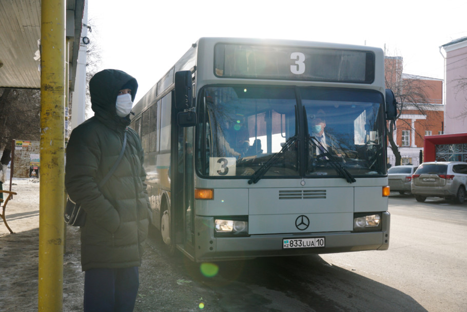 Приложение автобус костанай. Автобус 18 Костанай. Общественный транспорт в Костанае. Автовокзал Костанай. Автобус ТТС Костанай.