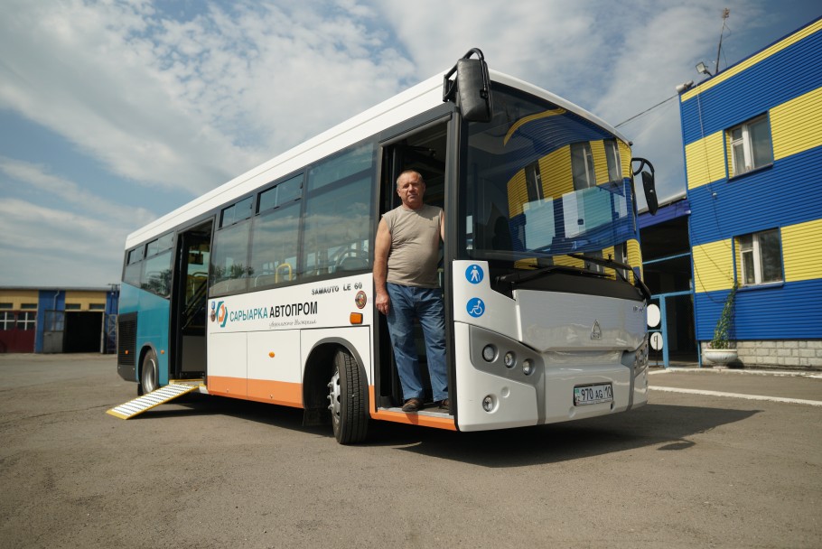 Автобусы костанай сегодня. САРЫАРКААВТОПРОМ автобусы. Кустанай новые автобусы. Новые автобусы в Костанае. Драйв авто автобусы.