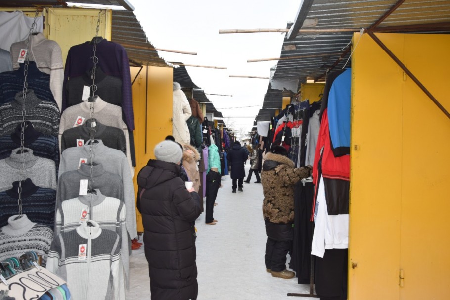 сгорел магазин на 60 лет октября. пожар костанай. костанай зеленый базар. центральный рынок костанай. центральный рынок костанай.