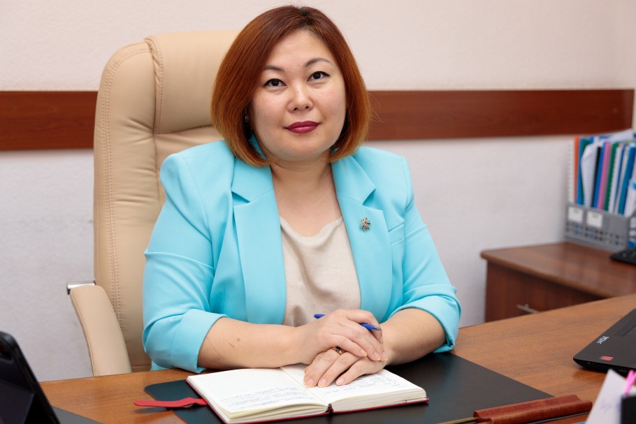 Лесбилер жыныстық қатынасқа түседі